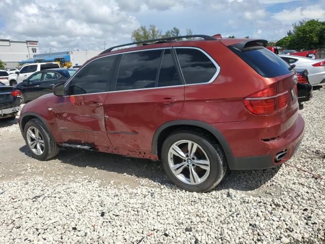 5UXZV8C50CL422589 - 2012 BMW X5 XDRIVE50I 勃艮第红 照片 2