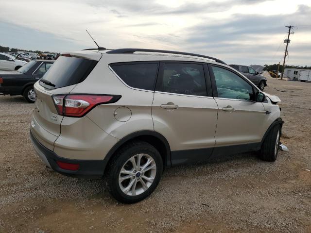 1FMCU9GD0HUC76368 - 2017 FORD ESCAPE SE GOLD photo 3