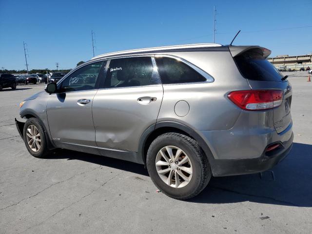 5XYPGDA56HG221636 - 2017 KIA SORENTO LX GRAY photo 2