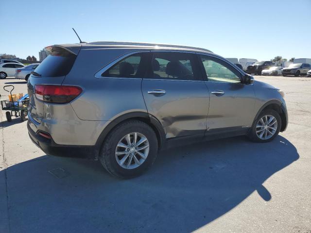 5XYPGDA56HG221636 - 2017 KIA SORENTO LX GRAY photo 3