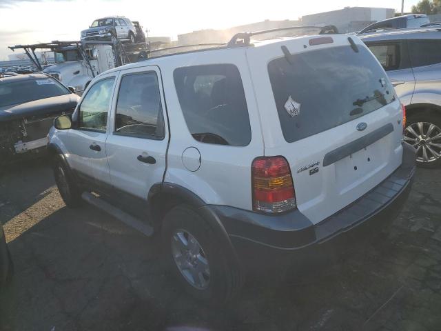 1FMYU03156KA79038 - 2006 FORD ESCAPE XLT WHITE photo 2