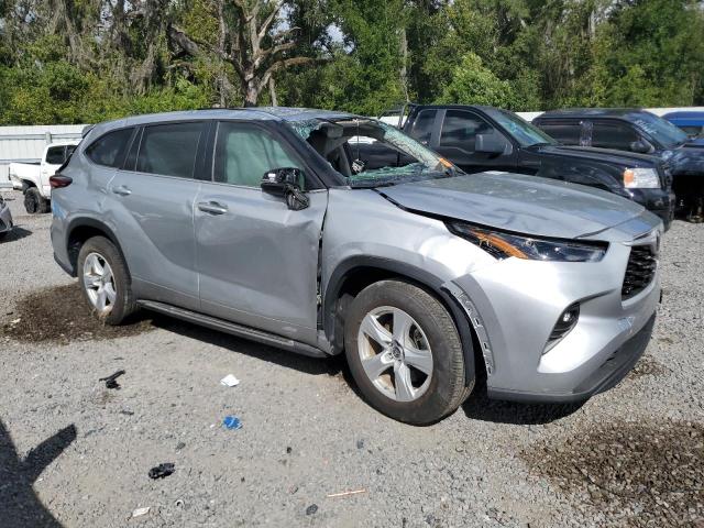 5TDKDRAH7RS051155 - 2024 TOYOTA HIGHLANDER LE ვერცხლისფერი ფოტო 4