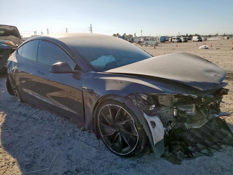 5YJ3E1ET1RF843954 - 2024 TESLA MODEL 3 Серый фото 4