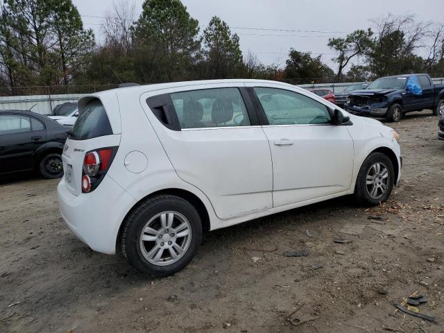 1G1JC6SH4G4142896 - 2016 CHEVROLET SONIC LT WHITE photo 3