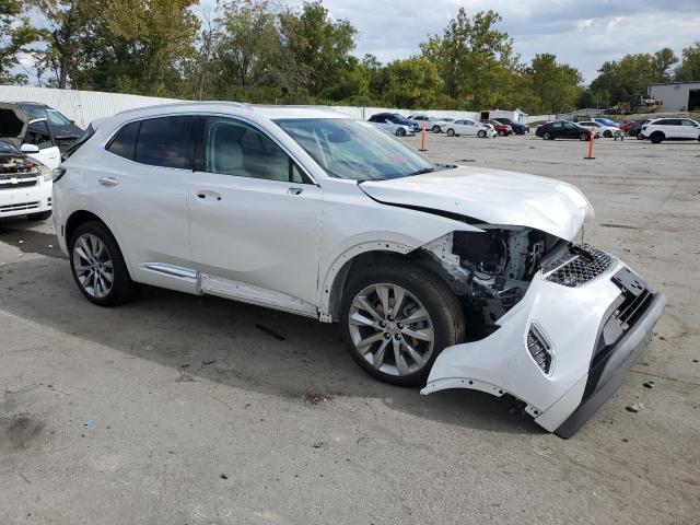LRBFZSR48PD200160 - 2023 BUICK ENVISION AVENIR Beyaz fotoğraf 4