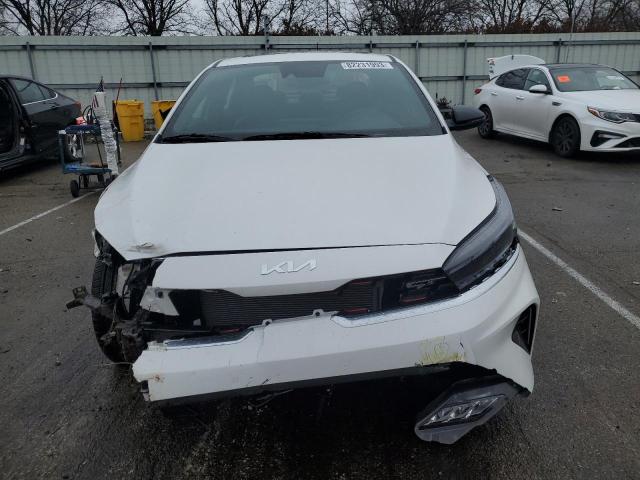 3KPF44AC8PE636391 - 2023 KIA FORTE GT WHITE photo 5