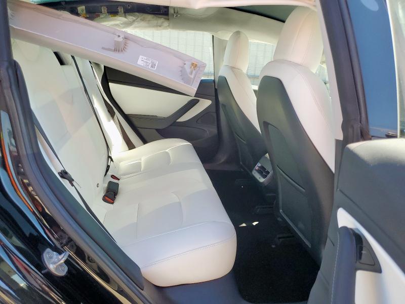 5YJ3E1EB8JF099152 - 2018 TESLA MODEL 3 黑色 照片 10