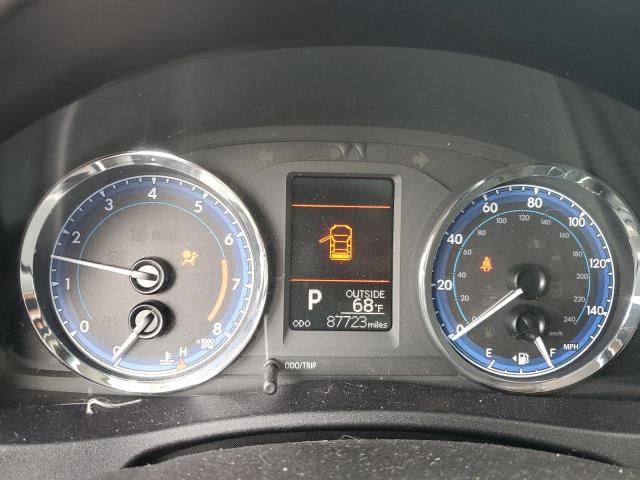 2T1BURHE0JC991418 - 2018 TOYOTA COROLLA L BLUE photo 9