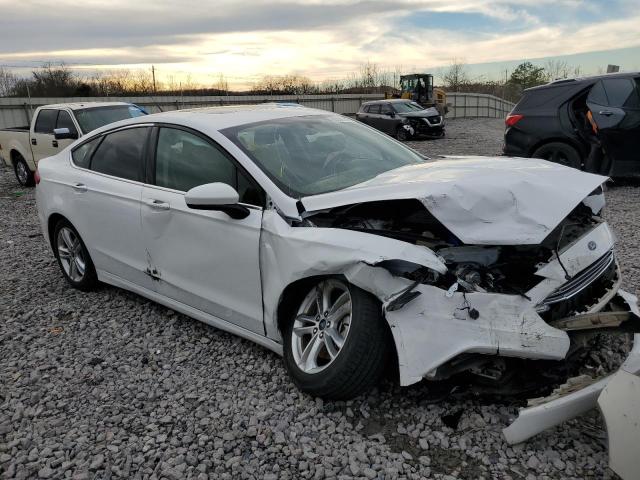 3FA6P0LU8JR162244 - 2018 FORD FUSION SE HYBRID WHITE photo 4