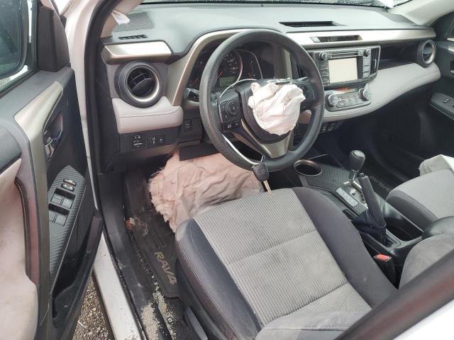 2T3RFREV0EW156718 - 2014 TOYOTA RAV4 XLE Biały zdjęcie 8