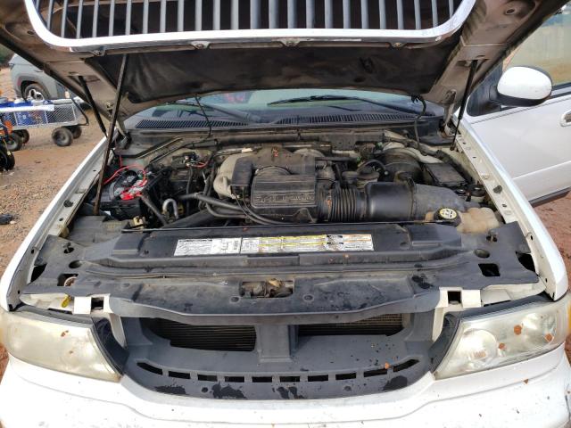 5LMFU28R92LJ06261 - 2002 LINCOLN NAVIGATOR თეთრი ფოტო 12