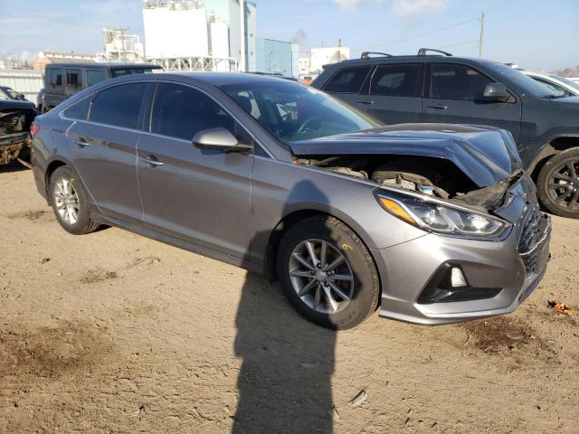 5NPE24AF8KH781849 - 2019 HYUNDAI SONATA SE GRAY photo 4