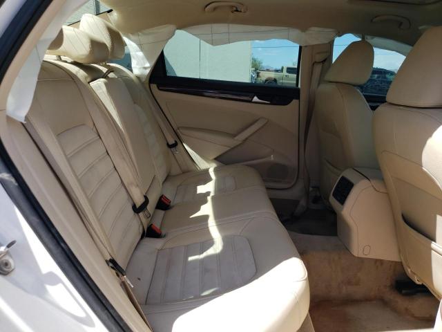 1VWCV7A39FC103406 - 2015 VOLKSWAGEN PASSAT SEL Blanco foto 10
