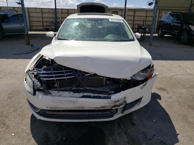 1VWCV7A39FC103406 - 2015 VOLKSWAGEN PASSAT SEL Blanco foto 5