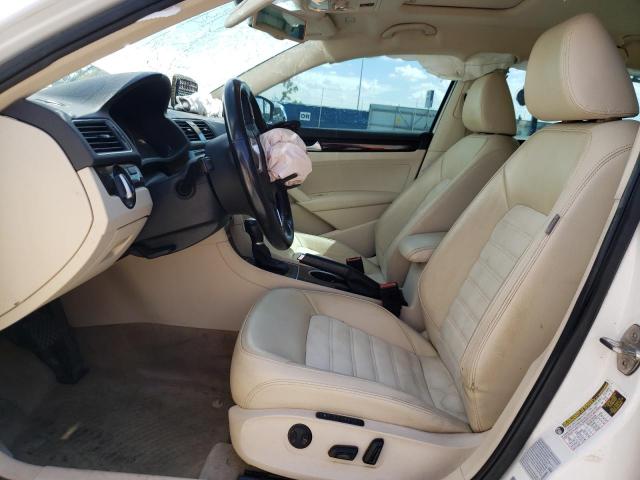 1VWCV7A39FC103406 - 2015 VOLKSWAGEN PASSAT SEL Blanco foto 7