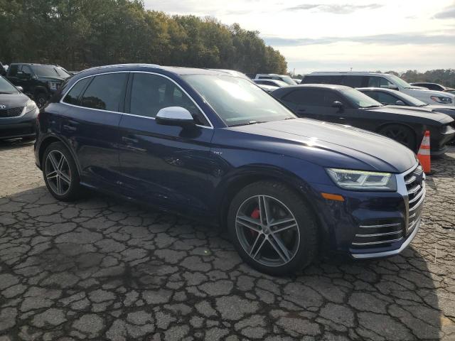 WA1C4AFY1J2099089 - 2018 AUDI SQ5 PRESTIGE BLUE photo 4