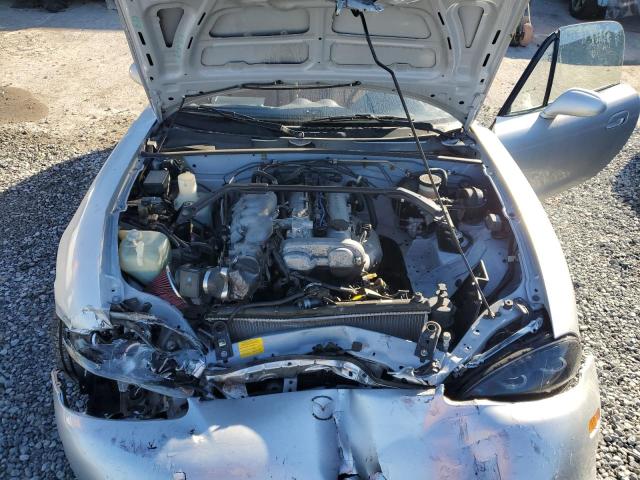 JM1NB353320221986 - 2002 MAZDA MX-5 MIATA BASE SILVER photo 11