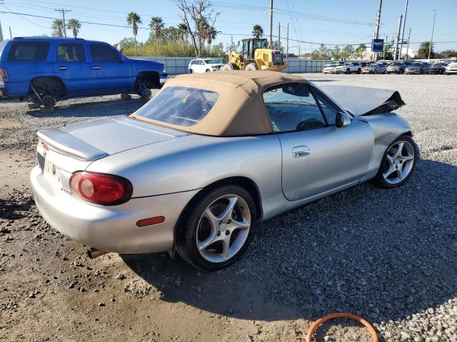 JM1NB353320221986 - 2002 MAZDA MX-5 MIATA BASE SILVER photo 3