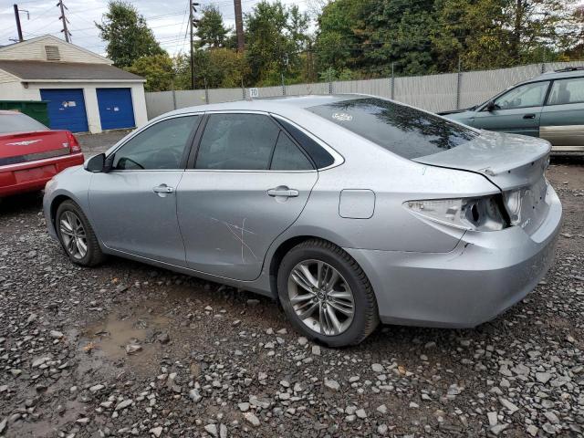 4T1BF1FK0GU534040 - 2016 TOYOTA CAMRY LE 银色 照片 2