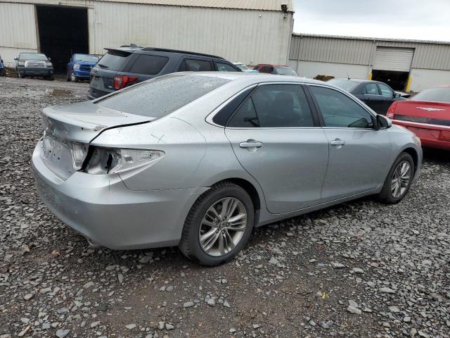 4T1BF1FK0GU534040 - 2016 TOYOTA CAMRY LE 银色 照片 3