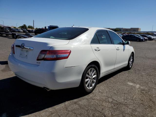 4T1BF3EK2AU524288 - 2010 TOYOTA CAMRY BASE 白色 照片 3