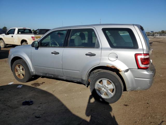 1FMCU0C76CKA57026 - 2012 FORD ESCAPE XLS GRAY photo 2
