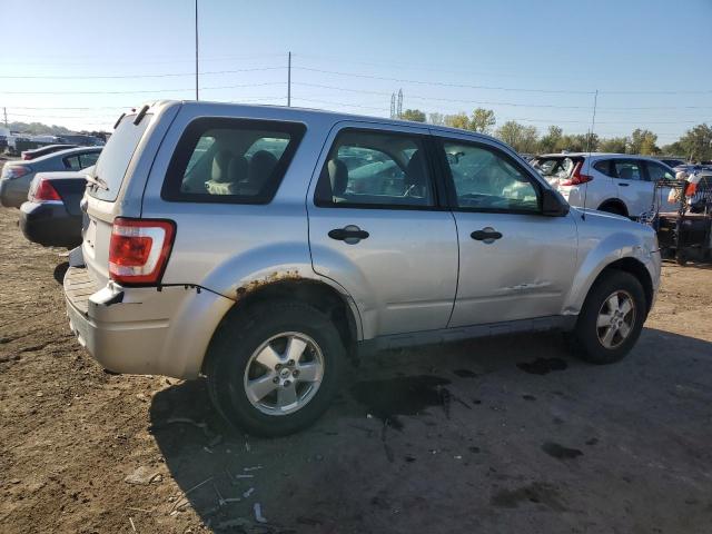 1FMCU0C76CKA57026 - 2012 FORD ESCAPE XLS GRAY photo 3