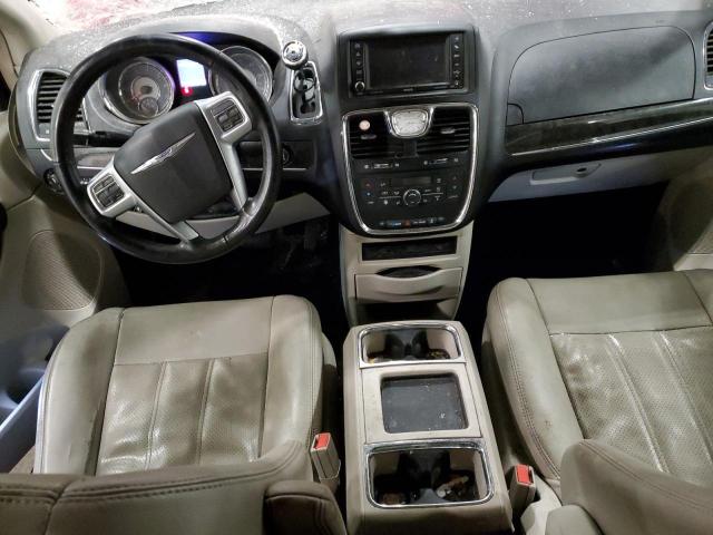 2C4RC1CG4CR393170 - 2012 CHRYSLER TOWN & COU TOURING L RED photo 8