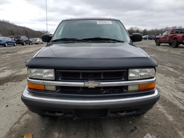 1GNDT13W4XK234131 - 1999 CHEVROLET BLAZER BLACK photo 5