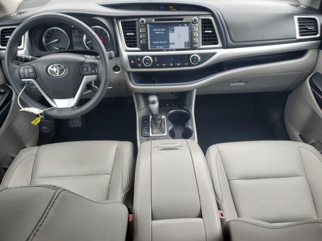 5TDJKRFH0GS327215 - 2016 TOYOTA HIGHLANDER XLE 白色 照片 8