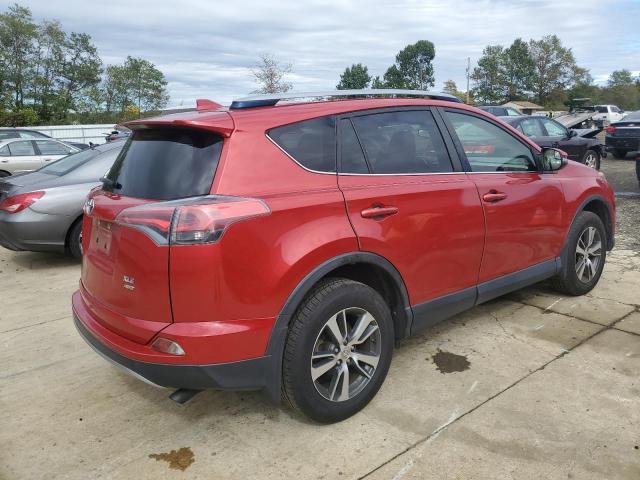 JTMRFREV7HJ121029 - 2017 TOYOTA RAV4 XLE RED photo 3