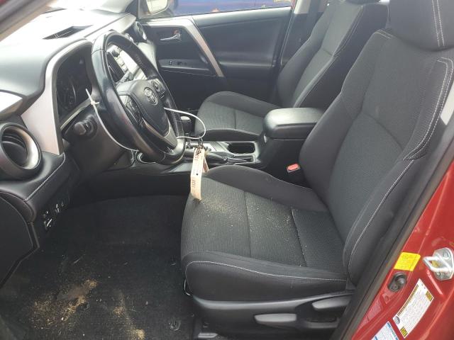 JTMRFREV7HJ121029 - 2017 TOYOTA RAV4 XLE RED photo 7