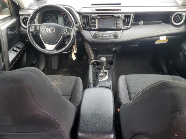 JTMRFREV7HJ121029 - 2017 TOYOTA RAV4 XLE RED photo 8