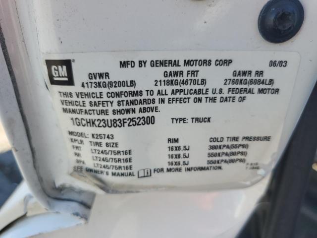 1GCHK23U83F252300 - 2003 CHEVROLET SILVERADO K2500 HEAVY DUTY WHITE photo 12