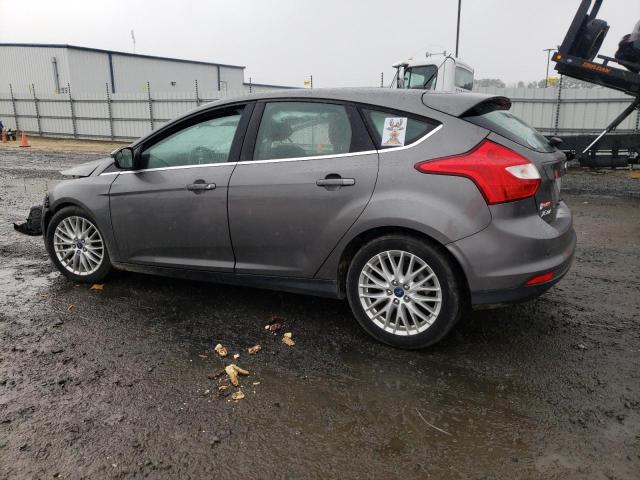 1FAHP3M22CL365784 - 2012 FORD FOCUS SEL GRAY photo 2