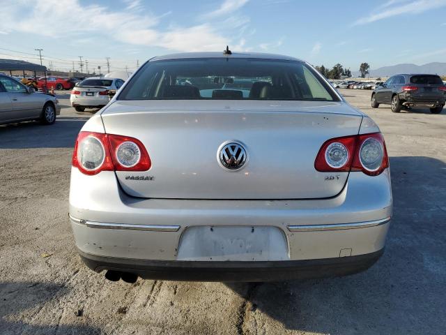 WVWAK73C58E145739 - 2008 VOLKSWAGEN PASSAT KOMFORT SILVER photo 6