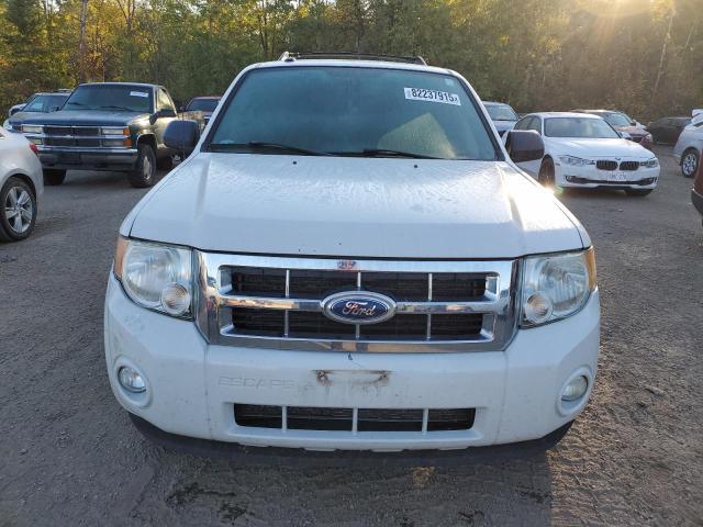 1FMCU0D75CKA94860 - 2012 FORD ESCAPE XLT WHITE photo 5