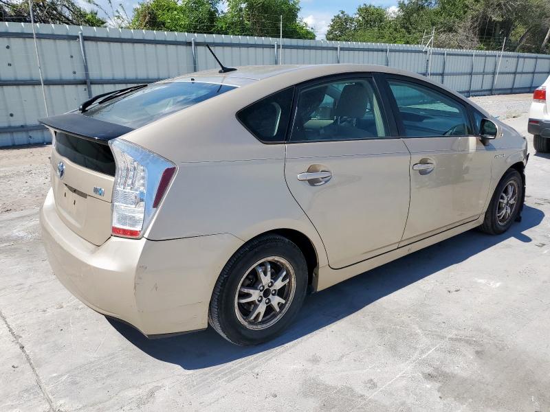 JTDKN3DU7A1244569 - 2010 TOYOTA PRIUS ოქროსფერი ფოტო 3