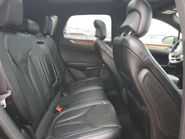 5LMTJ3DH0GUJ24082 - 2016 LINCOLN MKC RESERVE შავი ფოტო 11