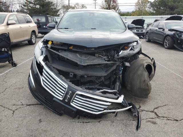 5LMTJ3DH0GUJ24082 - 2016 LINCOLN MKC RESERVE შავი ფოტო 5