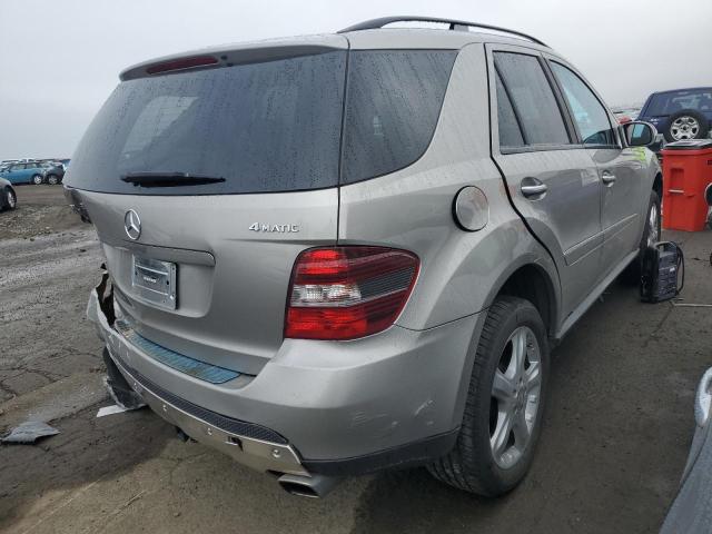 4JGBB86E38A339986 - 2008 MERCEDES-BENZ ML 350 SILVER photo 3