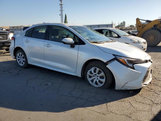 JTDBCMFE1SJ045844 - 2025 TOYOTA COROLLA LE 白色 照片 4