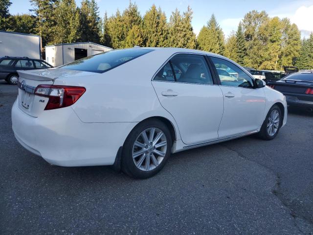 4T1BK1FK7DU021651 - 2013 TOYOTA CAMRY SE WHITE photo 3