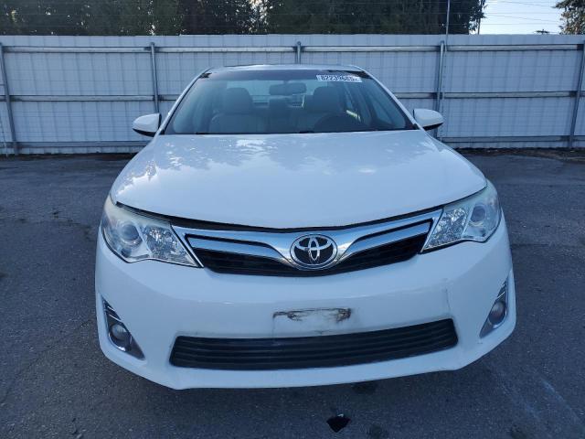 4T1BK1FK7DU021651 - 2013 TOYOTA CAMRY SE WHITE photo 5
