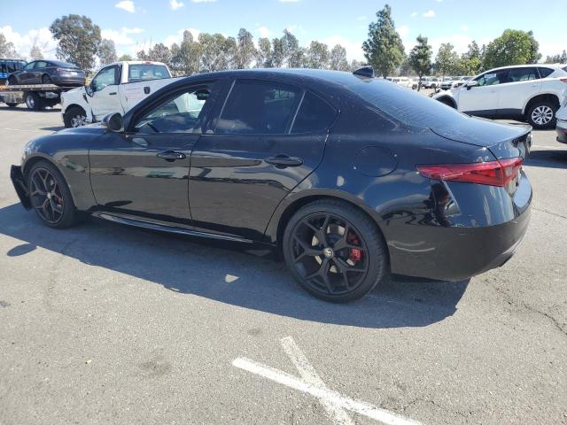 ZARFAMAN1L7636422 - 2020 ALFA ROMEO GIULIA 黑色 照片 2
