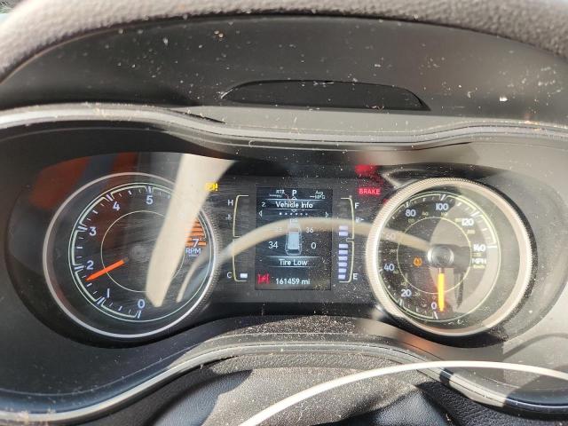 1C4PJLCB8KD221612 - 2019 JEEP CHEROKEE LATITUDE Gümüş foto 9