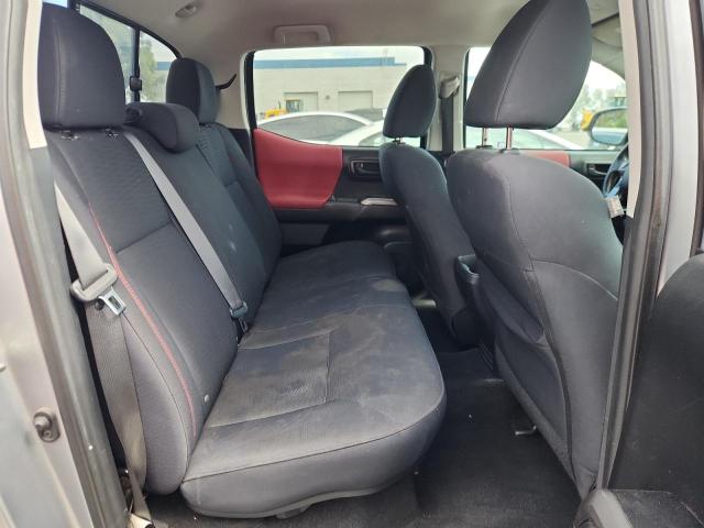 5TFAX5GN7KX142810 - 2019 TOYOTA TACOMA DOUBLE CAB 银色 照片 10