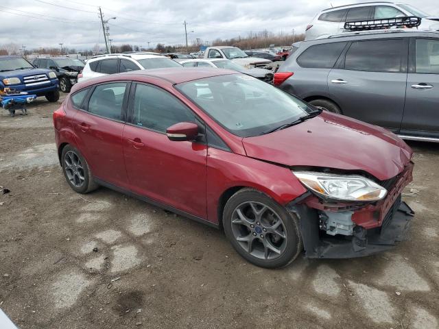 1FADP3K24EL206401 - 2014 FORD FOCUS SE RED photo 4