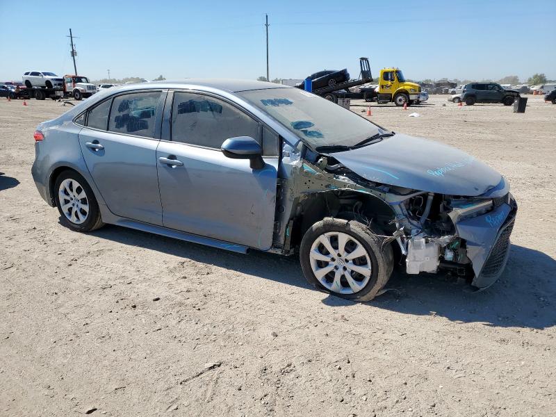 5YFEPMAE6NP335246 - 2022 TOYOTA COROLLA LE BLUE photo 4