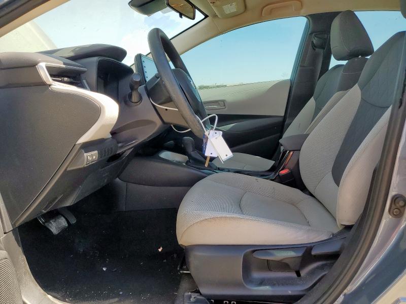 5YFEPMAE6NP335246 - 2022 TOYOTA COROLLA LE BLUE photo 7